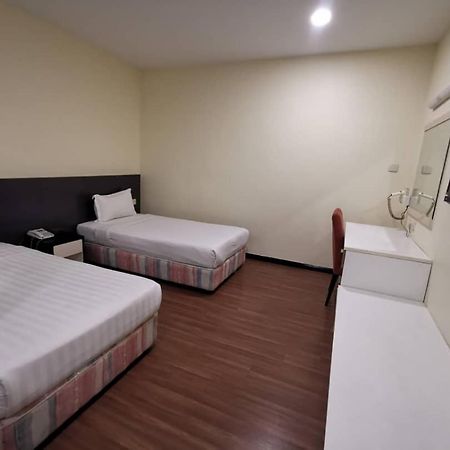 Prince Hotel Tawau Exterior foto